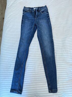 Dynamite Women's Skinny Jeans in Dark Blue Wash